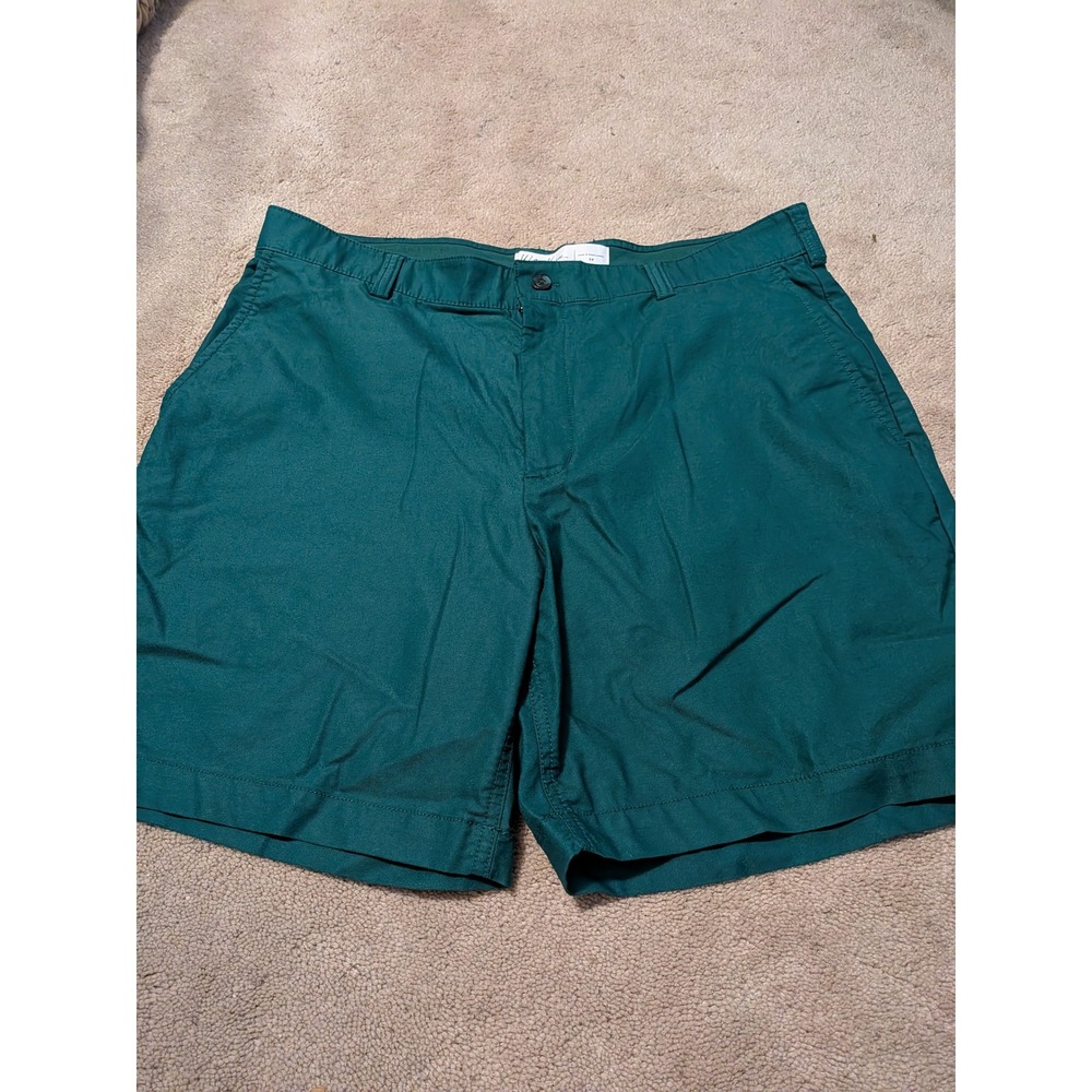 Walter Hagen Clubhouse Mens Golf Shorts Green Size 34 Flat Front Twill Chino